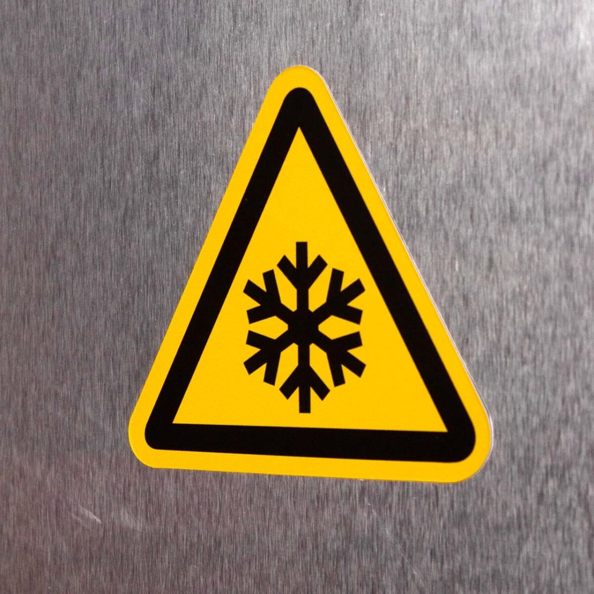 "Cold Hazard" Sign – ANSI/ISO W010