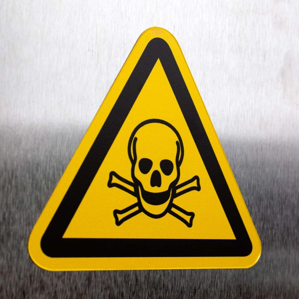 "Toxic Hazard" Sign – ANSI/ISO W016