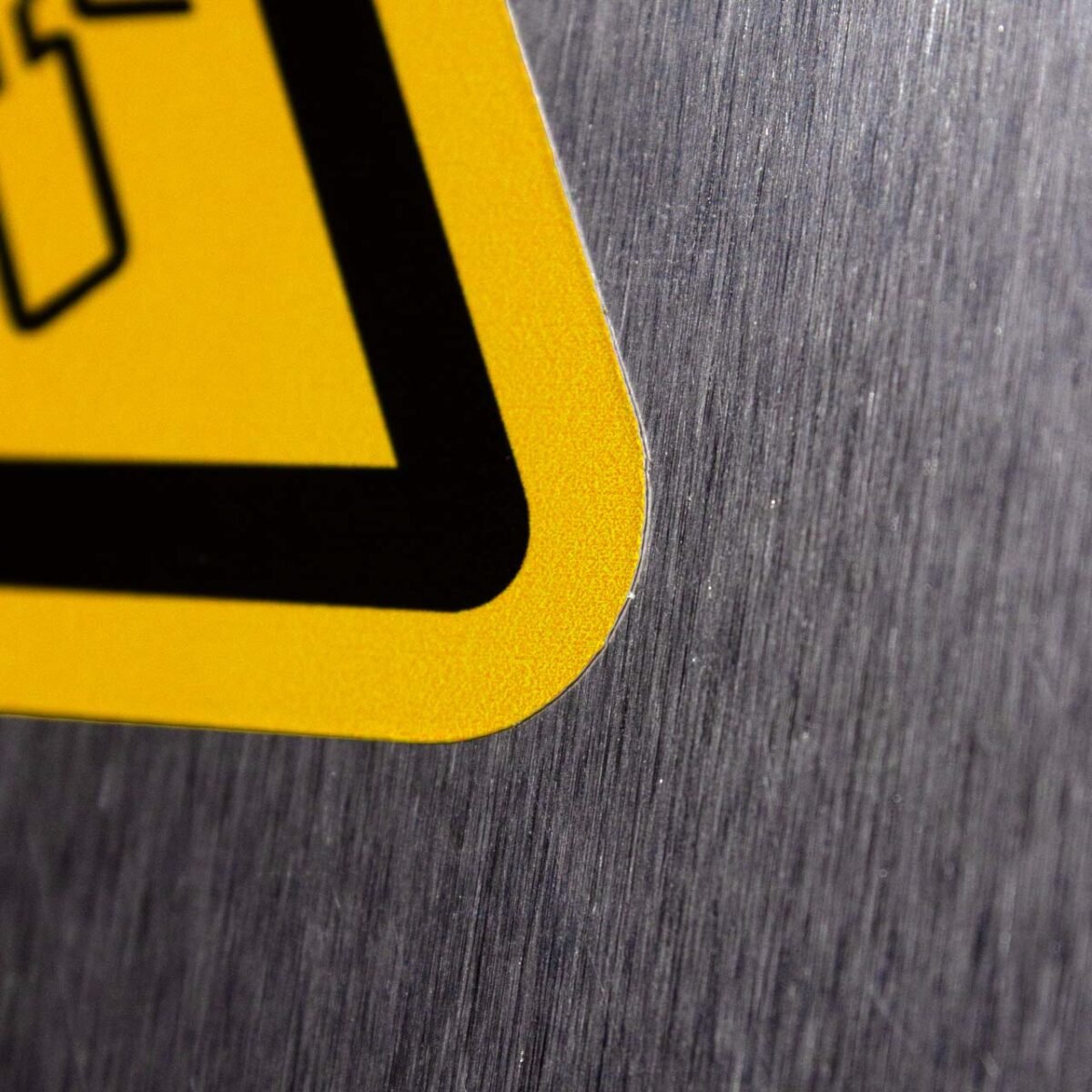 "Moving Blades Hazard" Sign – ANSI/ISO W088