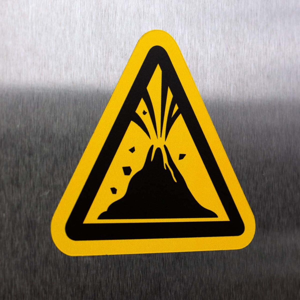 "Active Volcano Hazard" Safety Sign – ANSI/ISO W075
