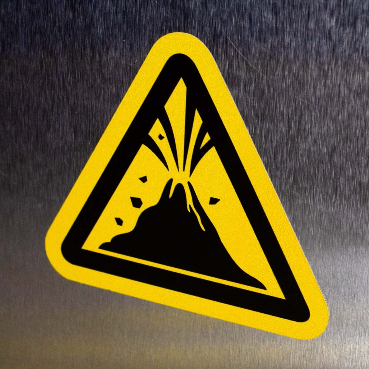 "Active Volcano Hazard" Safety Sign – ANSI/ISO W075