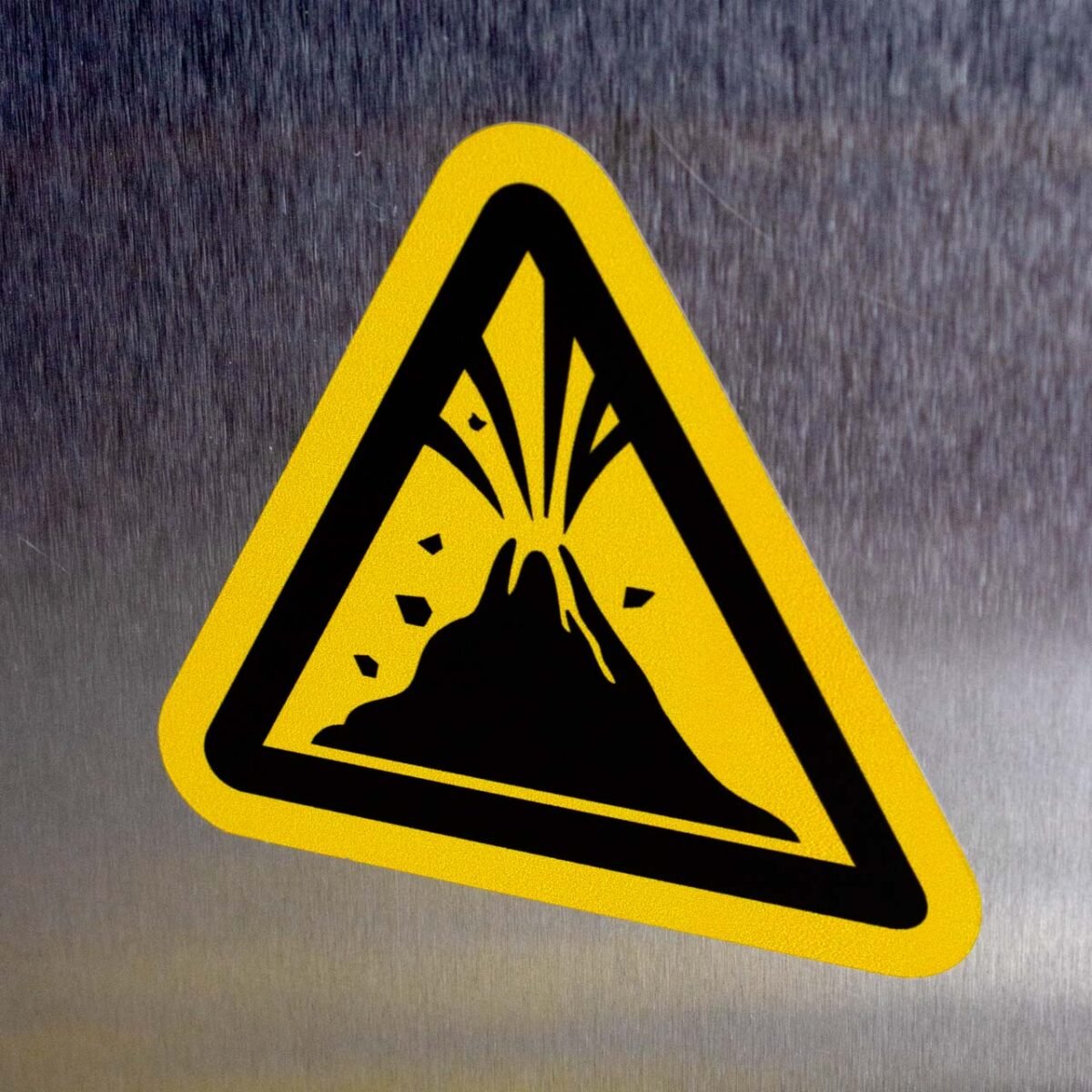 "Active Volcano Hazard" Safety Sign – ANSI/ISO W075
