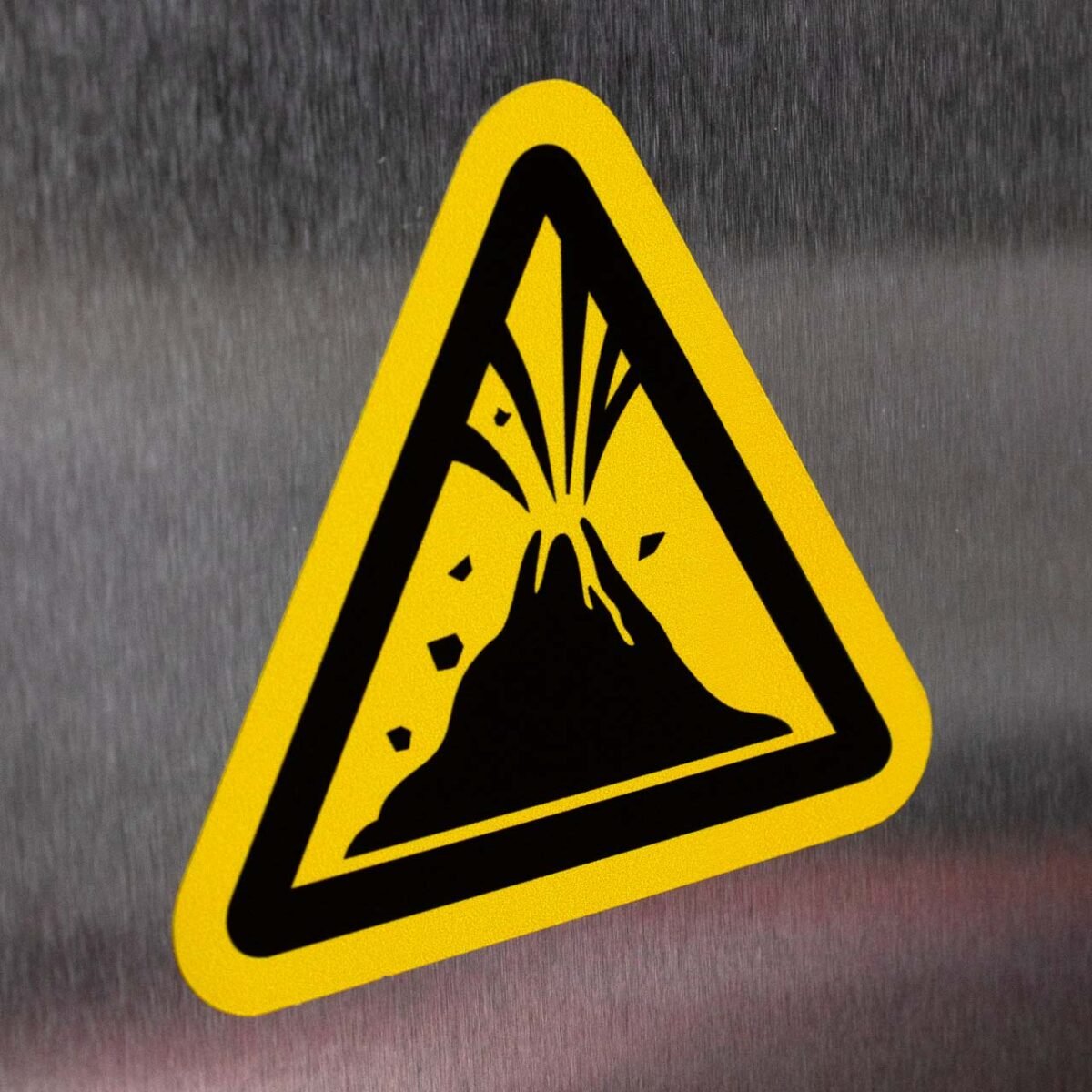 "Active Volcano Hazard" Safety Sign – ANSI/ISO W075