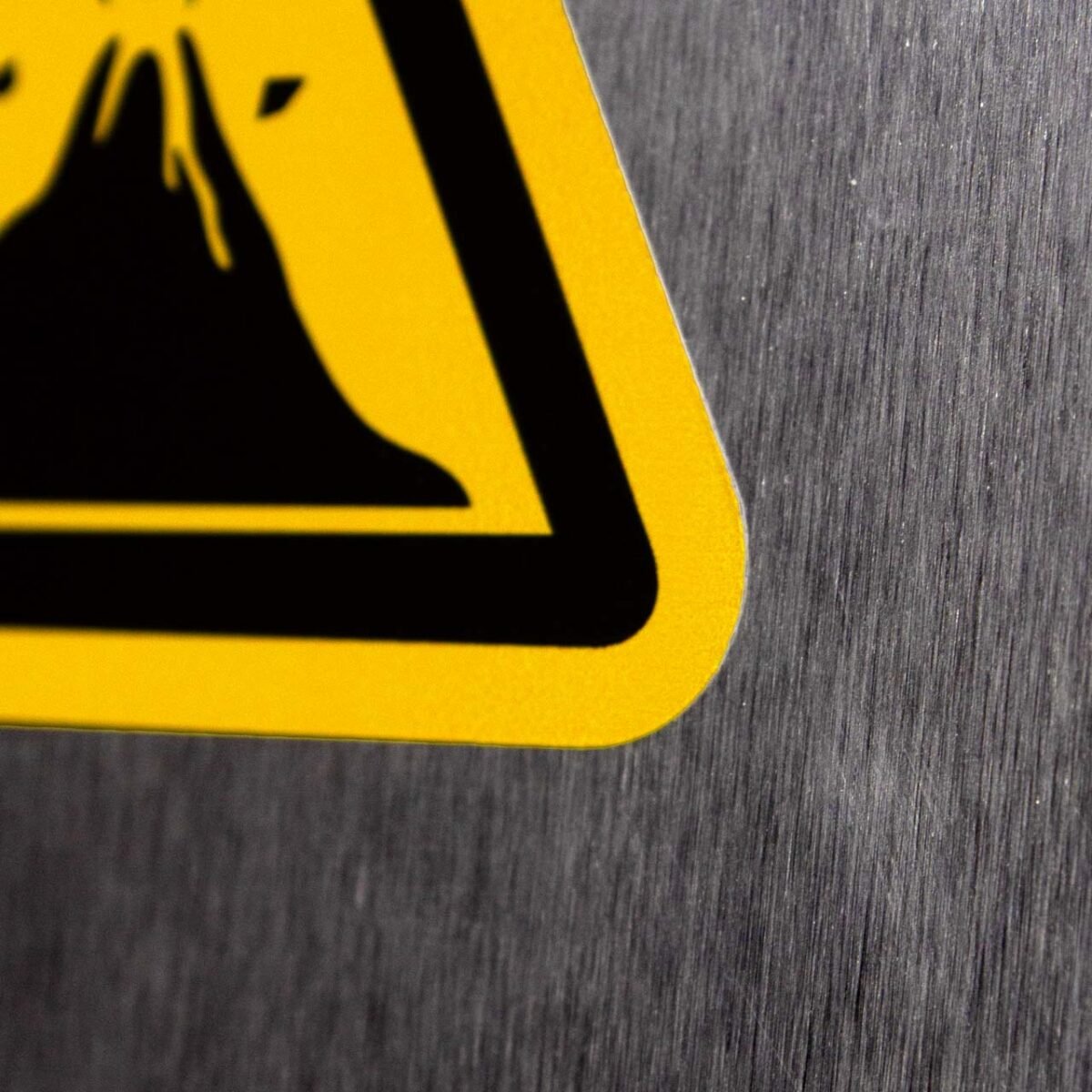 "Active Volcano Hazard" Safety Sign – ANSI/ISO W075