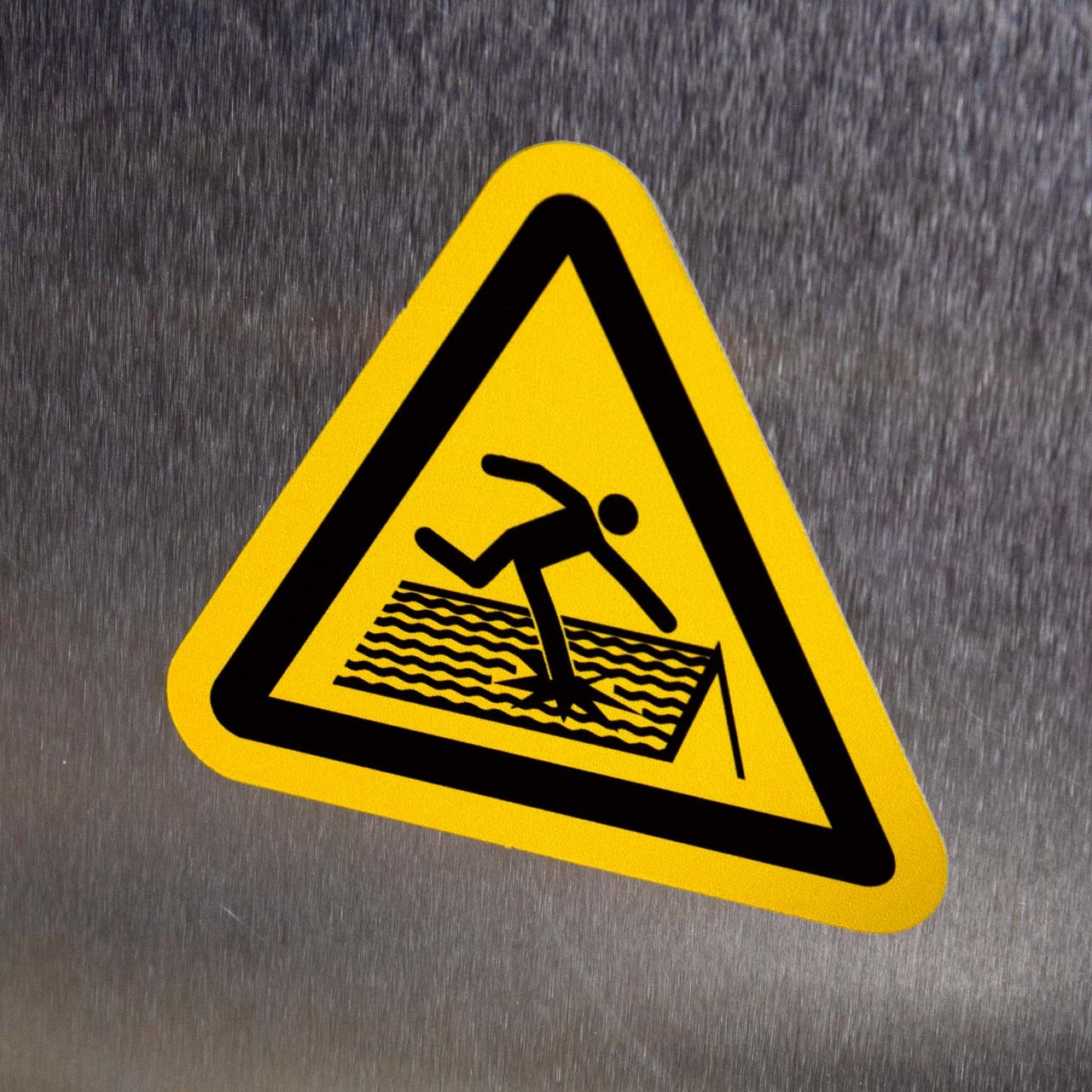 "Fragile Roof" Decal – ANSI/ISO W036 (10 Pack) - Image 8