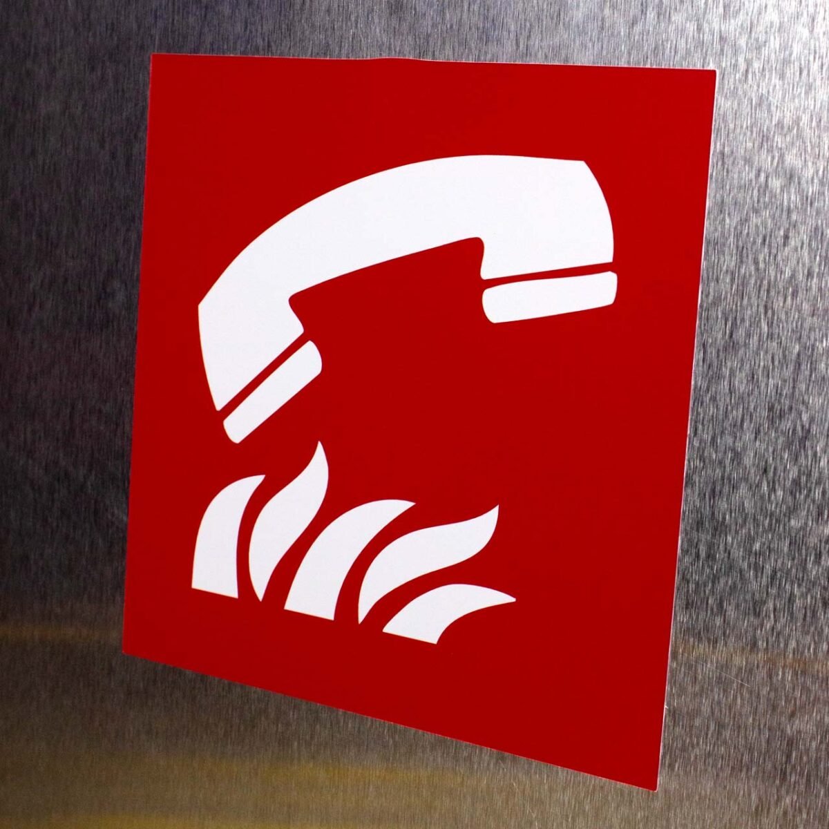 "Fire Emergency Telephone" Sign – ANSI/ISO F006