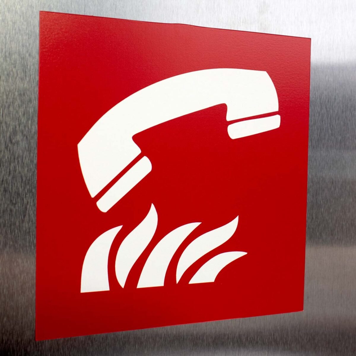 "Fire Emergency Telephone" Sign – ANSI/ISO F006