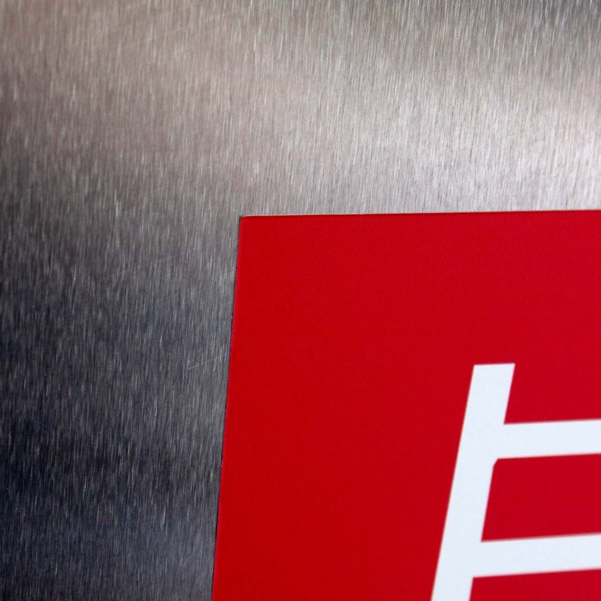 "Fire Ladder" Sign – ANSI/ISO F003