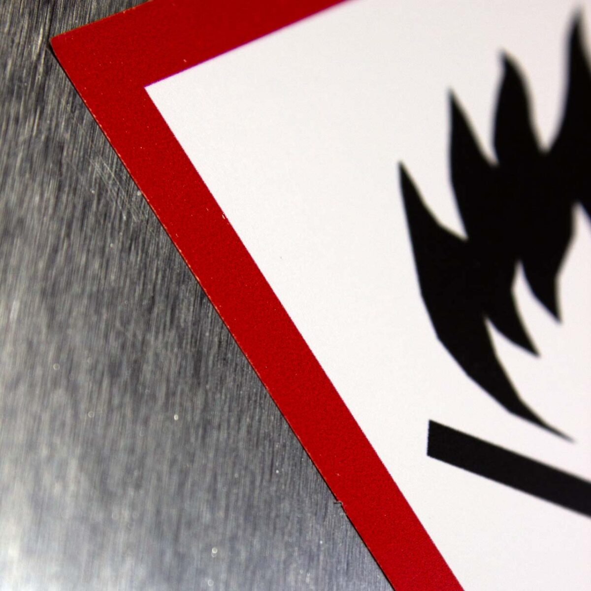 "Flammable" GHS Pictogram Sign – OSHA/DOT Compliant